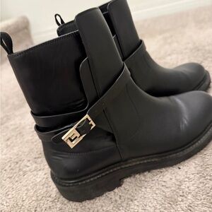 Women's Black Leather Ankle Boots - Classic Chelsea Style